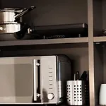 Mood Contemporary Living Ξενοδοχείο με διαμερίσματα 3*