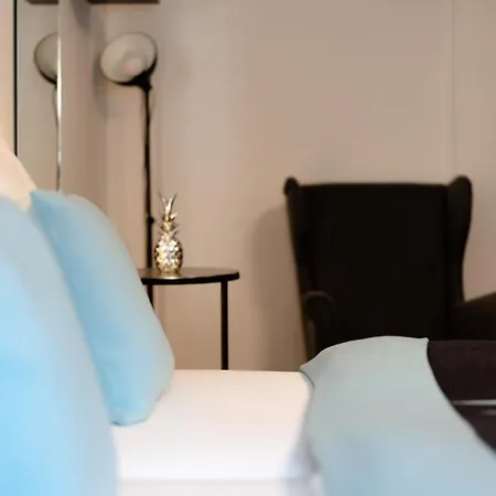 Mood Contemporary Living Апарт-отель