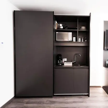 Mood Contemporary Living מאנהיים