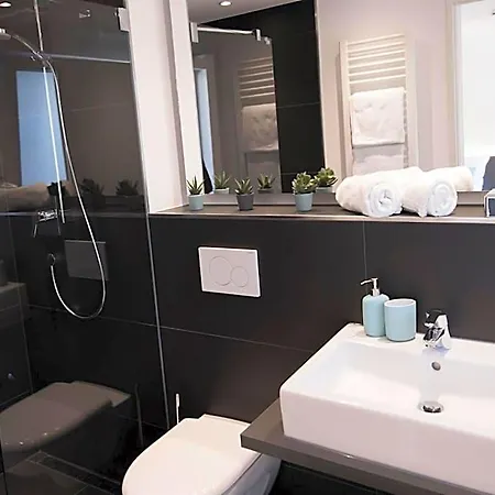 Mood Contemporary Living Апарт-отель