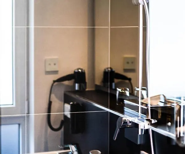 Aparthotel Mood Contemporary Living 3*