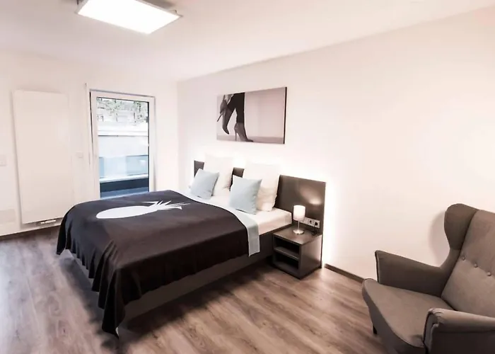 Mood Contemporary Living 3*