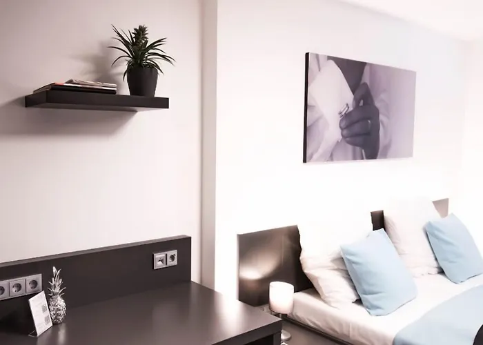 Aparthotel Mood Contemporary Living 3*